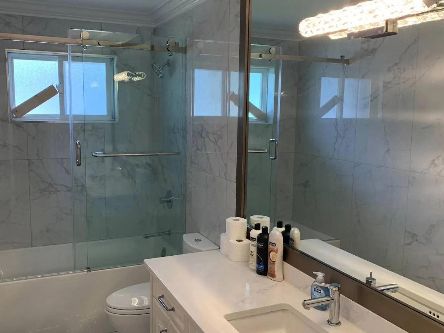 Cozy Private Room In Charming Dunbar-Southlands Vancouver 0*,  Kanada
